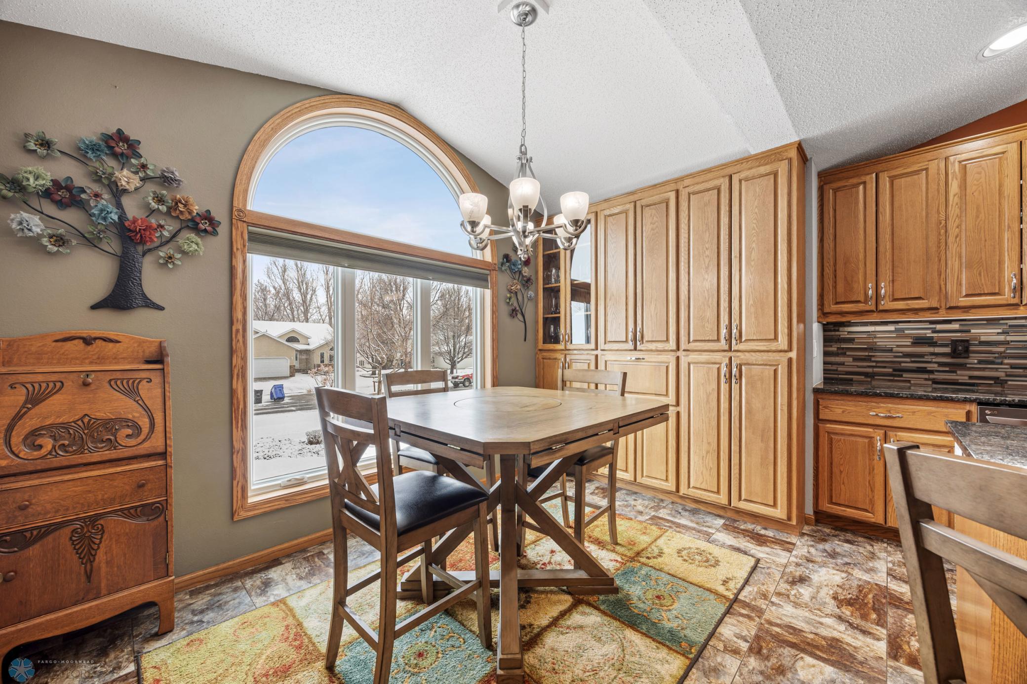 Kitchen Dining Area