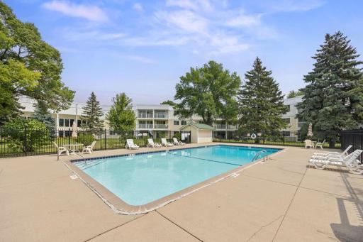 130 Demont Avenue E, 244, Little Canada, MN 55117