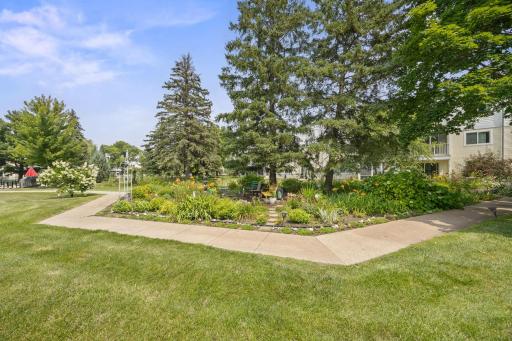 130 Demont Avenue E, 244, Little Canada, MN 55117