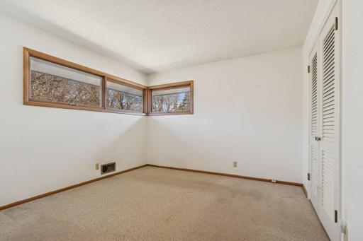 650 Inca Lane, Saint Paul, MN 55112