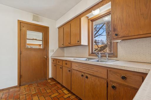 650 Inca Lane, Saint Paul, MN 55112
