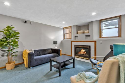 3587 Tara Lane, Saint Paul, MN 55125