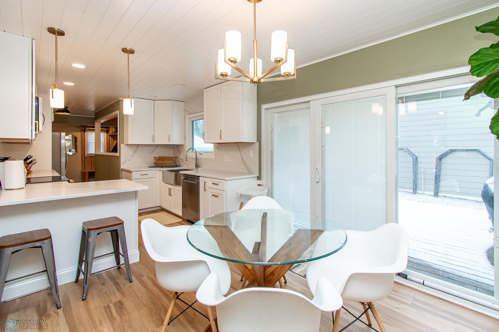 Kitchen/Dining