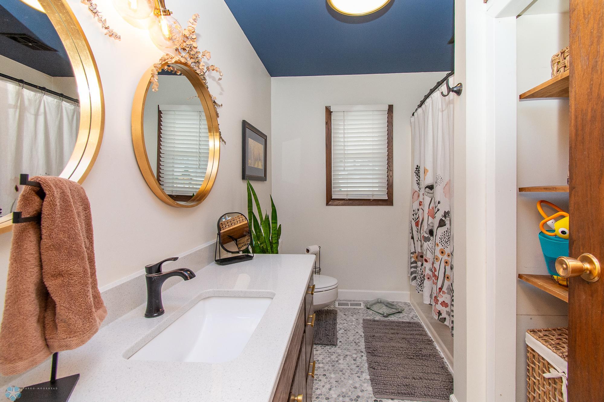 Bathroom 1- Full Bath