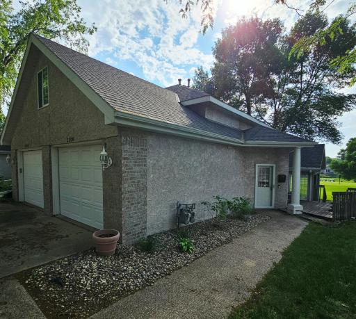 2208 10th Avenue SE, 12, Willmar, MN 56201