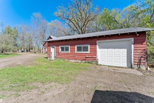 100 Stark Road, Harris, MN 55032