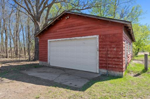 100 Stark Road, Harris, MN 55032