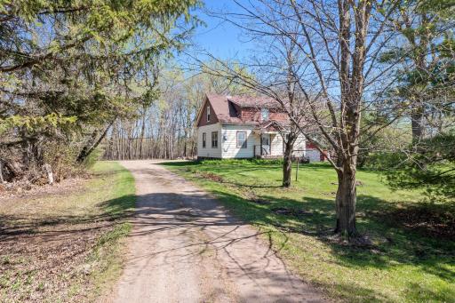 100 Stark Road, Harris, MN 55032