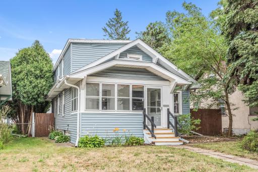 1400 Snelling Avenue N, Saint Paul, MN 55108