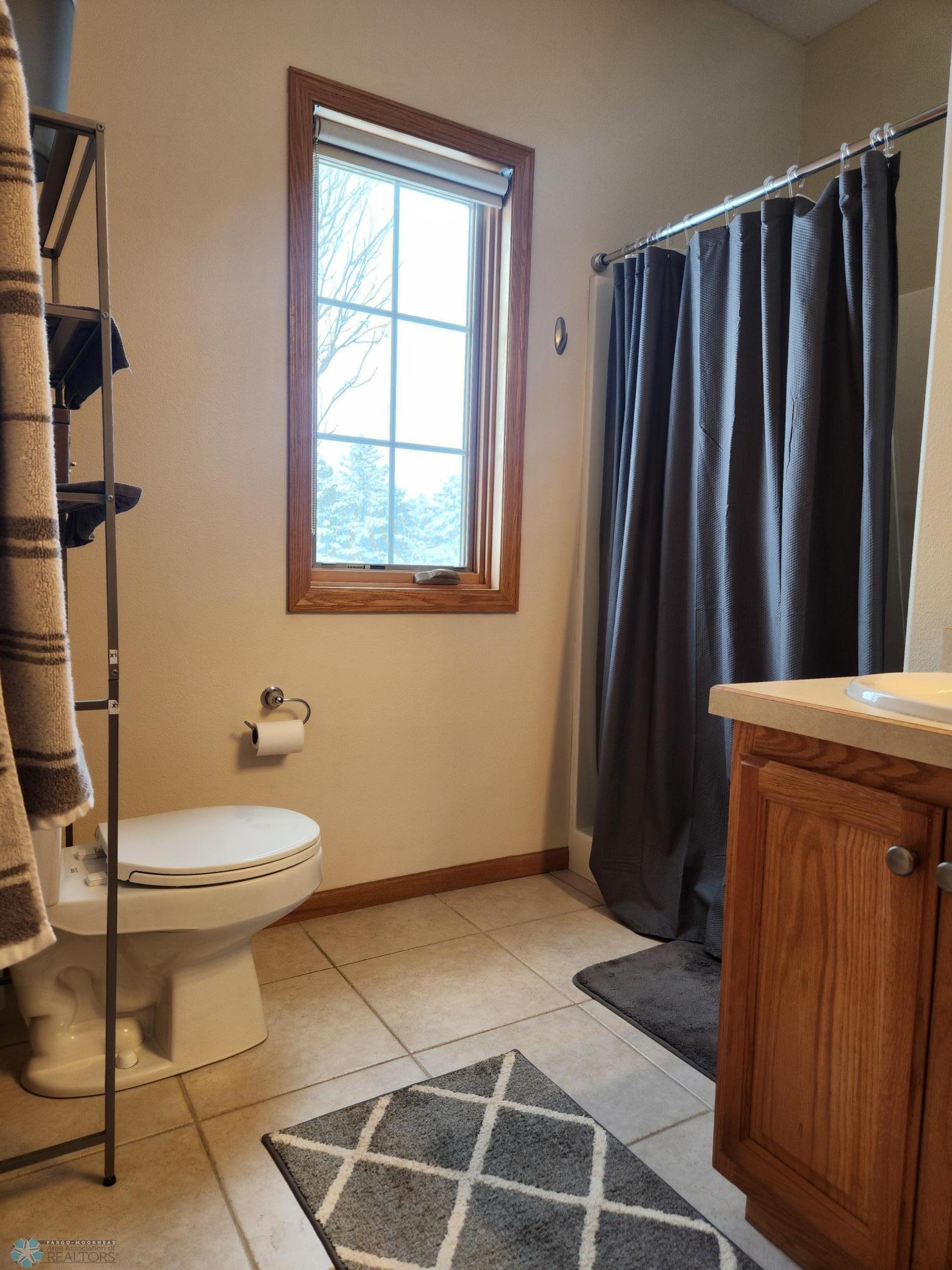 Primary 3/4 Bath