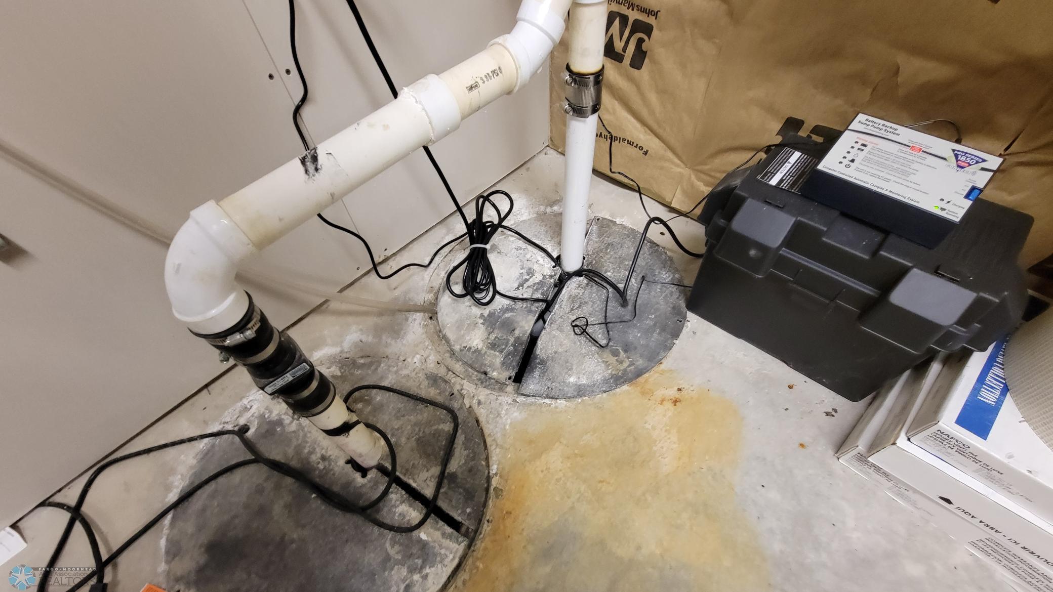 Dual sump with Battery back up
