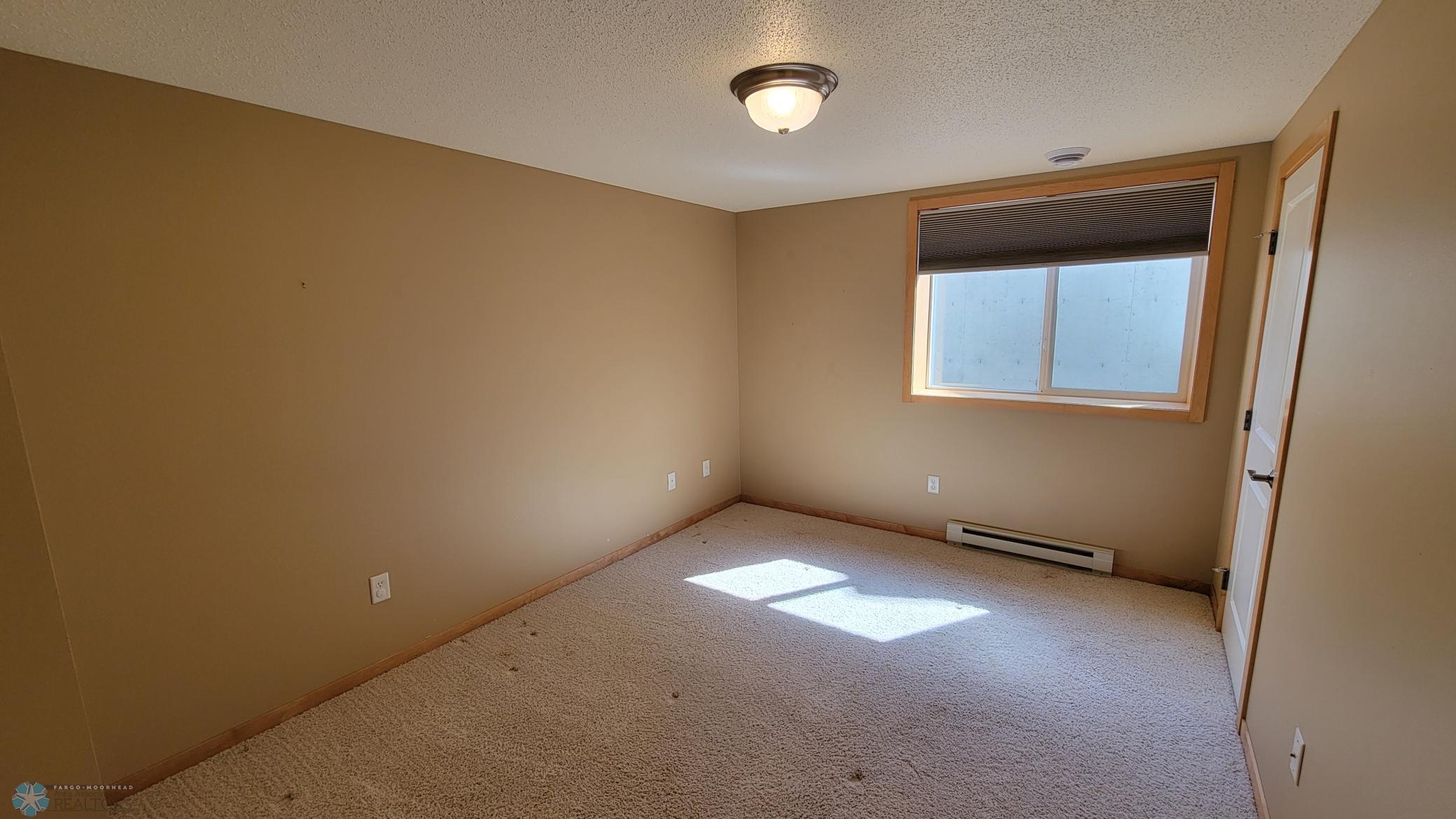 LL bed 4-1.jpg