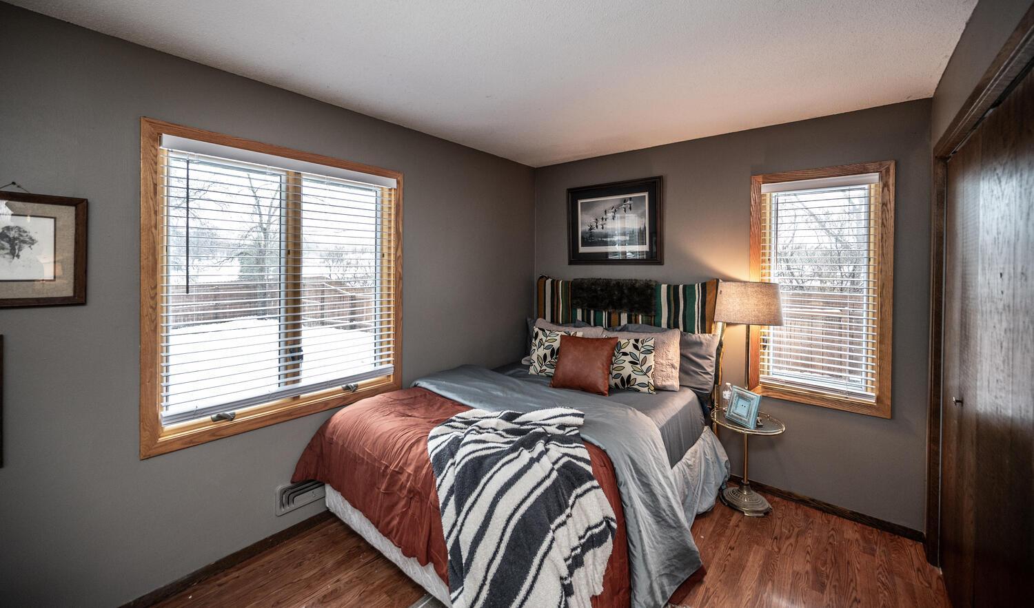 7200 Cornelia Dr Minneapolis-large-015-011-Bedroom 3-1500x883-72dpi.jpg