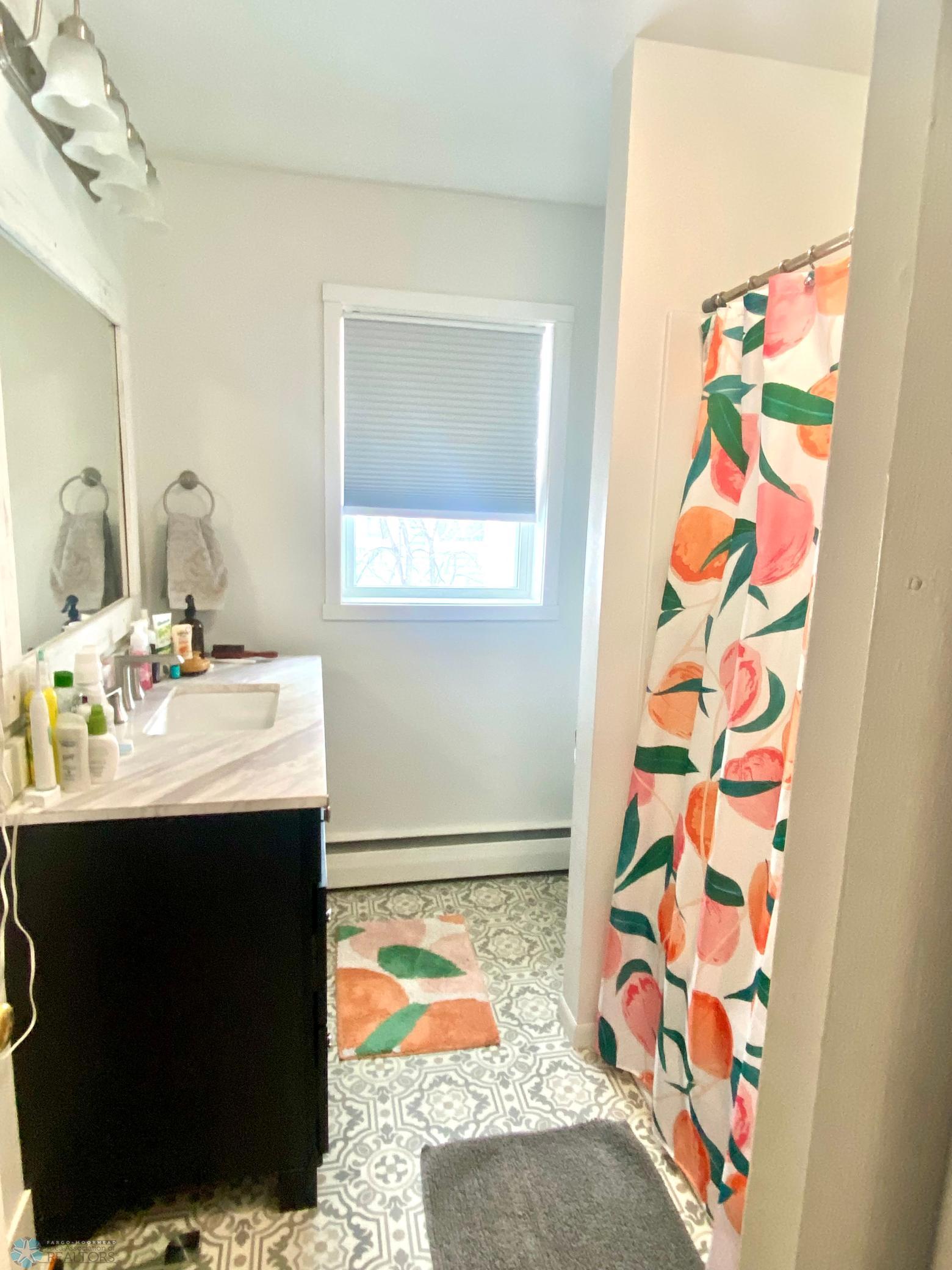 unit 1 full bath