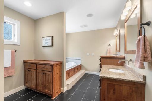 16401 Stemmer Ridge Road NW, Prior Lake, MN 55379