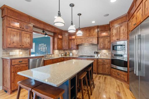 16401 Stemmer Ridge Road NW, Prior Lake, MN 55379