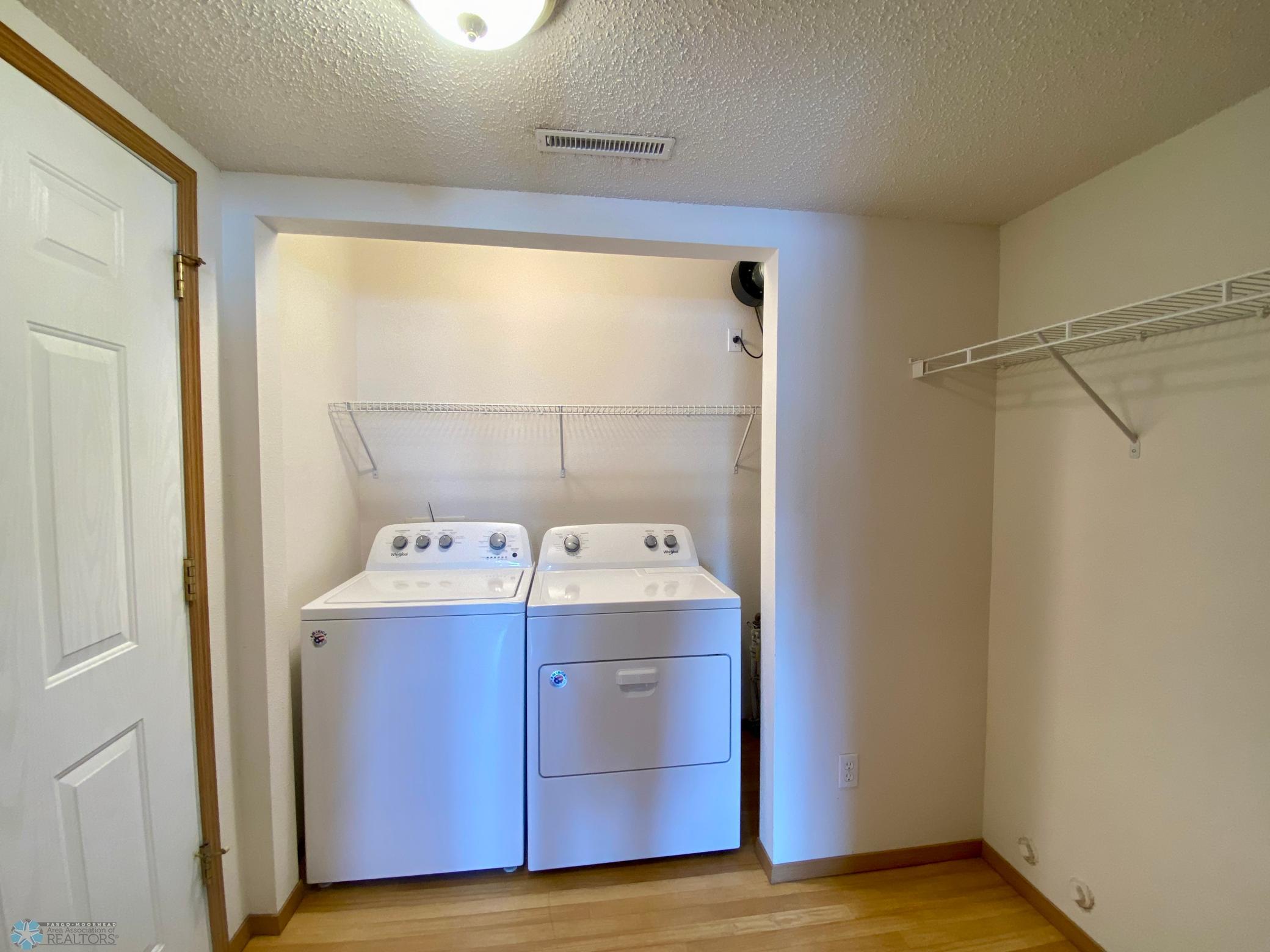 mudroom/laundry