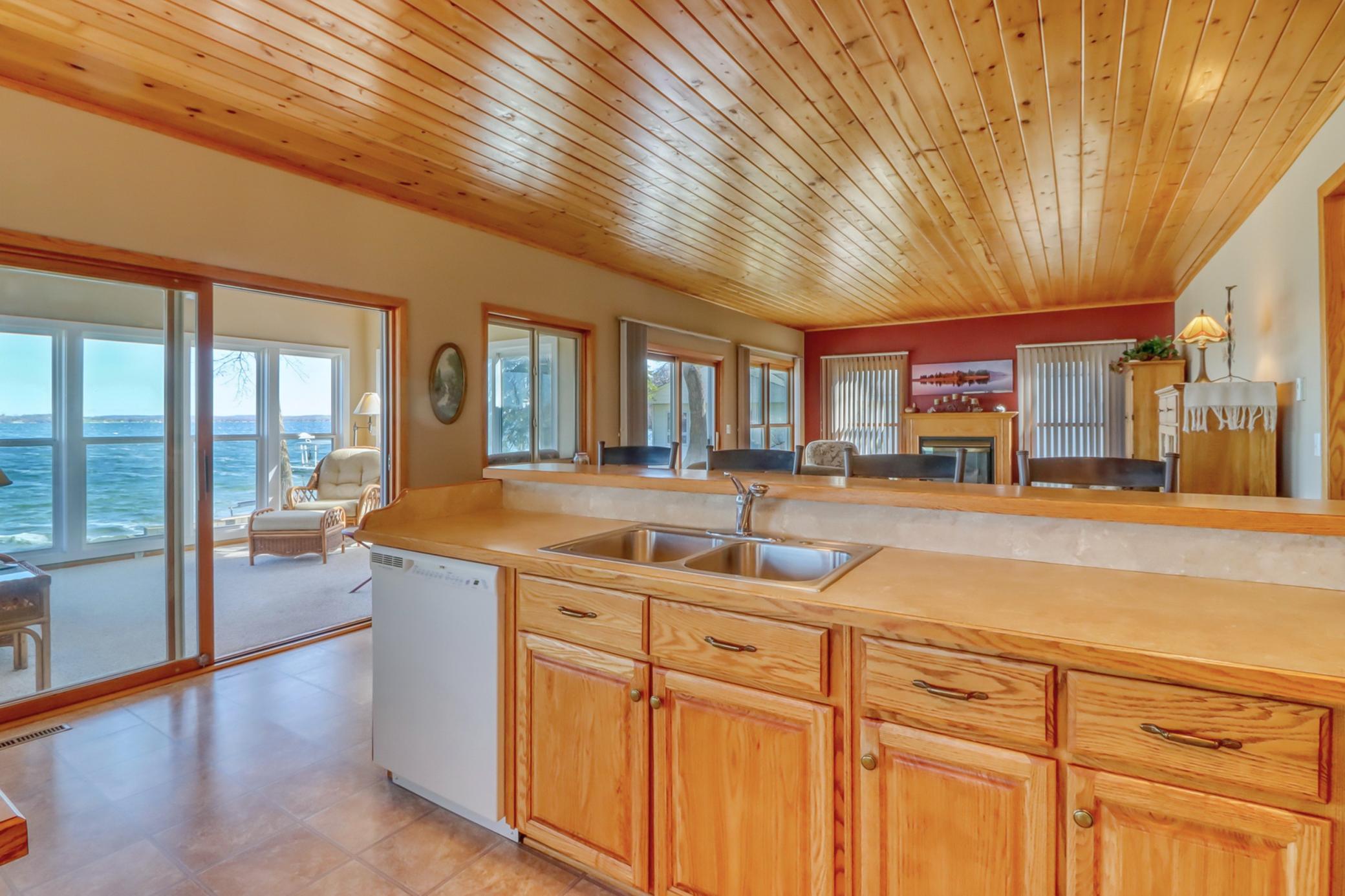 Kitchen1_6.jpg