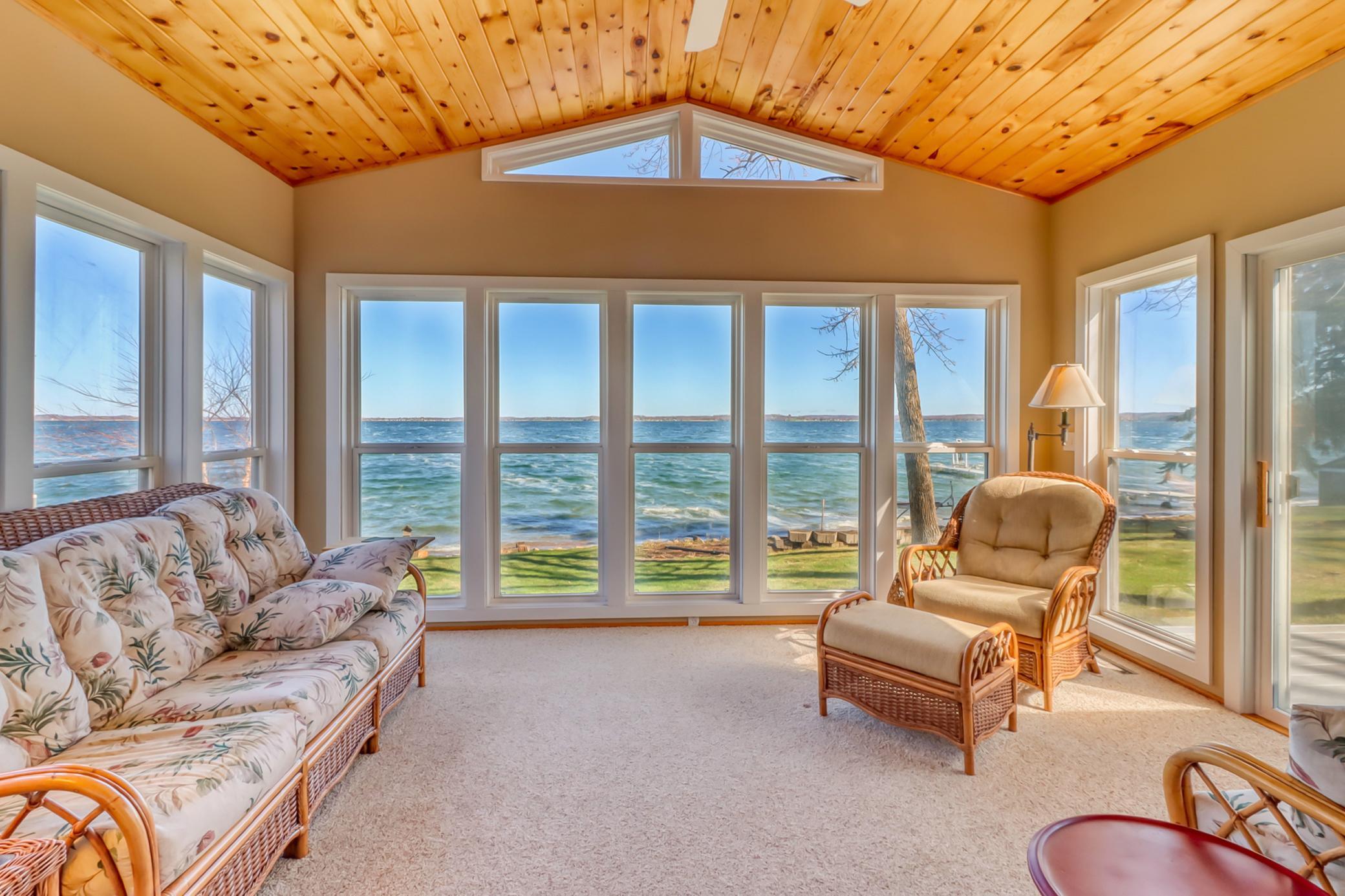Sunroom1_2.jpg