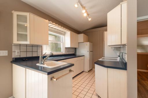 10020 S Rachel Road SW, Farwell, MN 56327