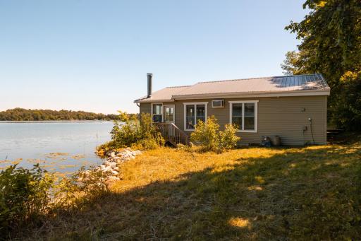 10020 S Rachel Road SW, Farwell, MN 56327