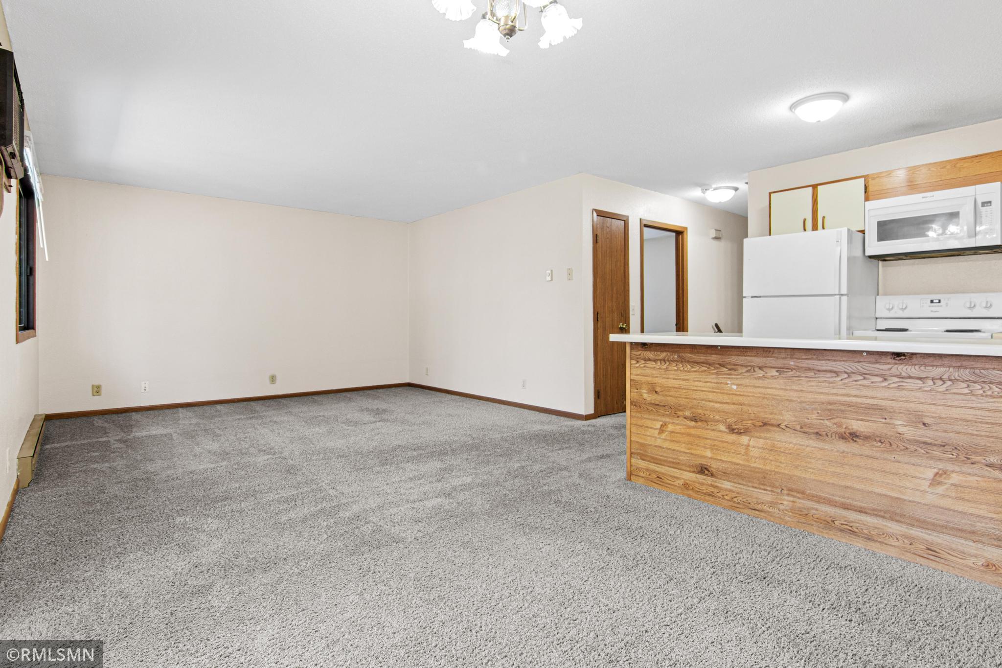 1453 Emory Circle-14.jpg