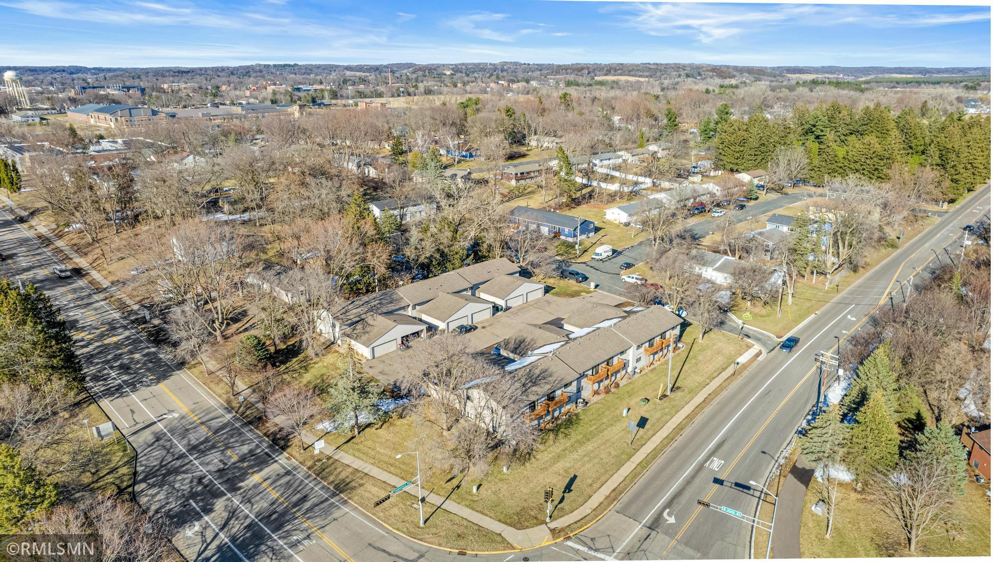 1453 Emory Circle-40.jpg