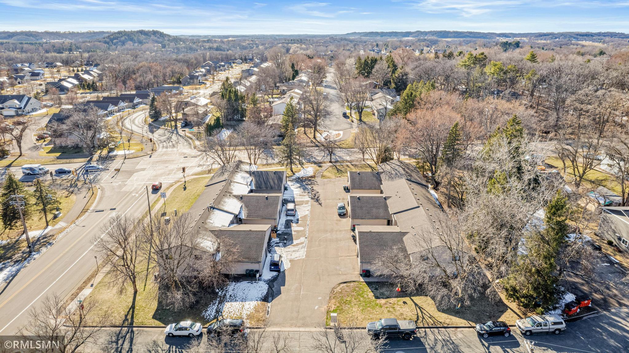 1453 Emory Circle-37.jpg