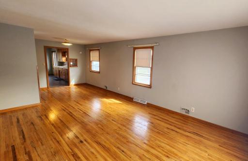 607 6th Avenue SW, Pipestone, MN 56164