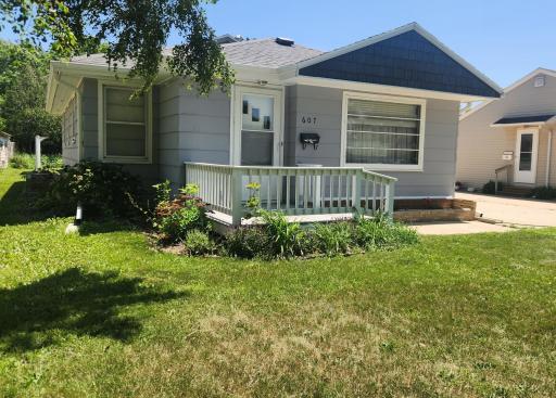 607 6th Avenue SW, Pipestone, MN 56164