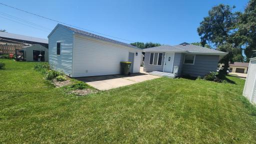 607 6th Avenue SW, Pipestone, MN 56164