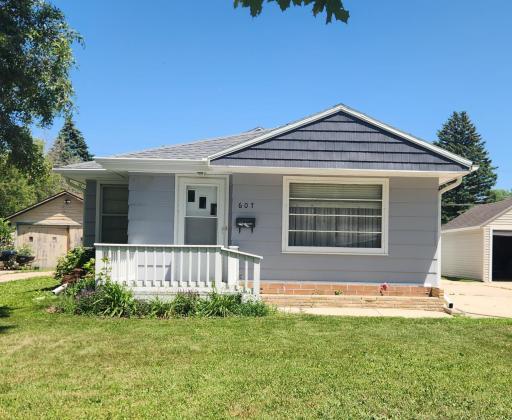607 6th Avenue SW, Pipestone, MN 56164