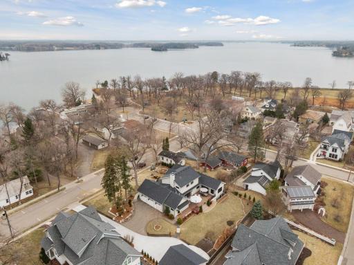 127 W Lake Street, Excelsior, MN 55331