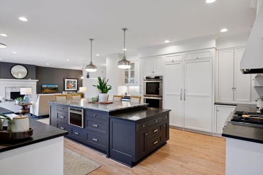 127 W Lake Street, Excelsior, MN 55331