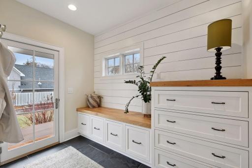 127 W Lake Street, Excelsior, MN 55331