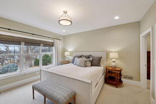 127 W Lake Street, Excelsior, MN 55331