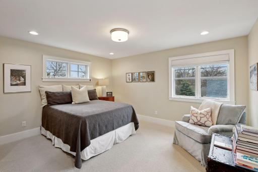 127 W Lake Street, Excelsior, MN 55331