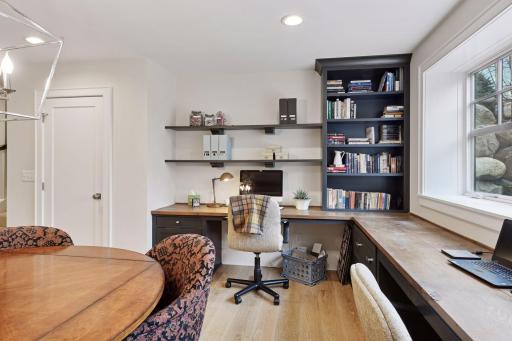 127 W Lake Street, Excelsior, MN 55331