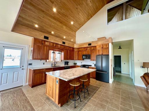 Photo for 35191 State Highway 11, Roseau, MN 56751 - Listing #6697068 35191 State Highway 11, Roseau, MN 56751