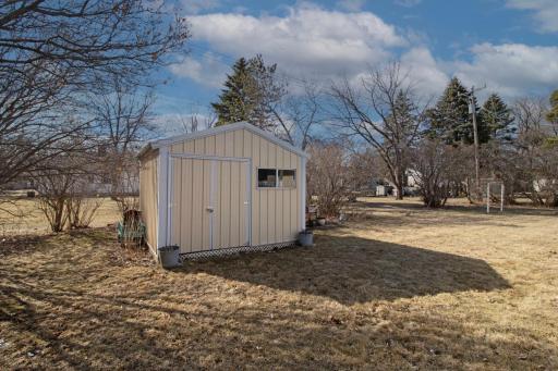 626 Washburne Avenue, Paynesville, MN 56362