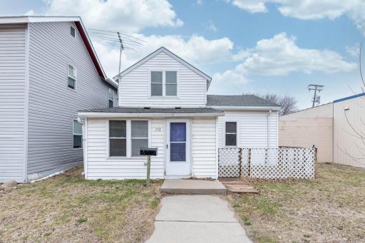 113 Main Street E, Waterville, MN 56096
