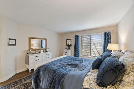 10655 57th Avenue N, Plymouth, MN 55442