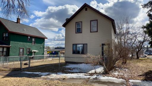 313 9th Street SW, Chisholm, MN 55719