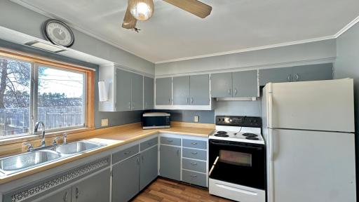 313 9th Street SW, Chisholm, MN 55719