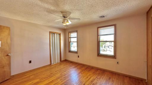 313 9th Street SW, Chisholm, MN 55719