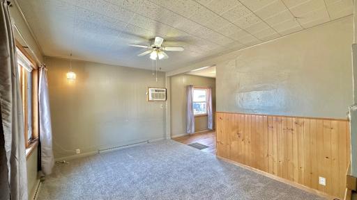 313 9th Street SW, Chisholm, MN 55719