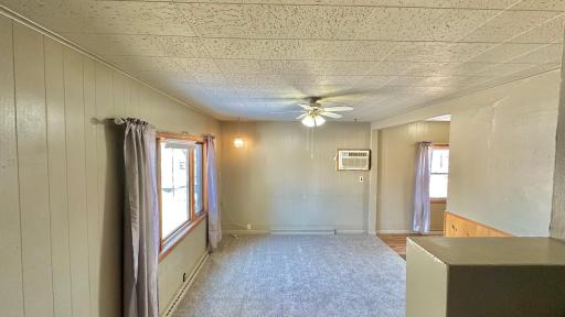 313 9th Street SW, Chisholm, MN 55719
