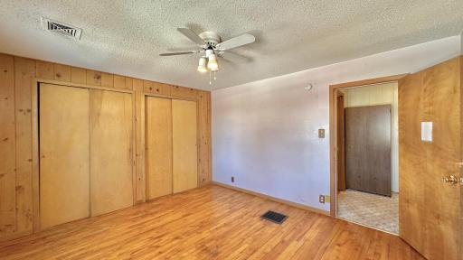 313 9th Street SW, Chisholm, MN 55719