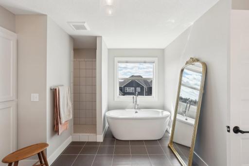 18905 51st Place N, Plymouth, MN 55446