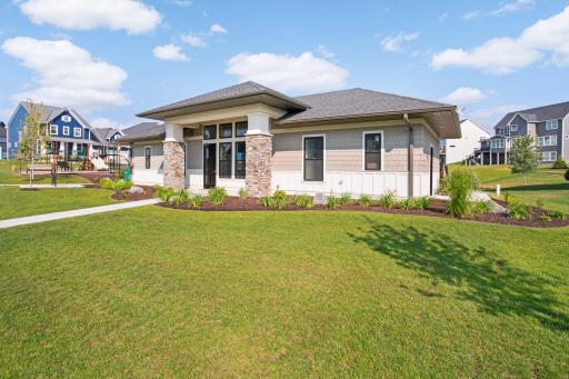 18905 51st Place N, Plymouth, MN 55446